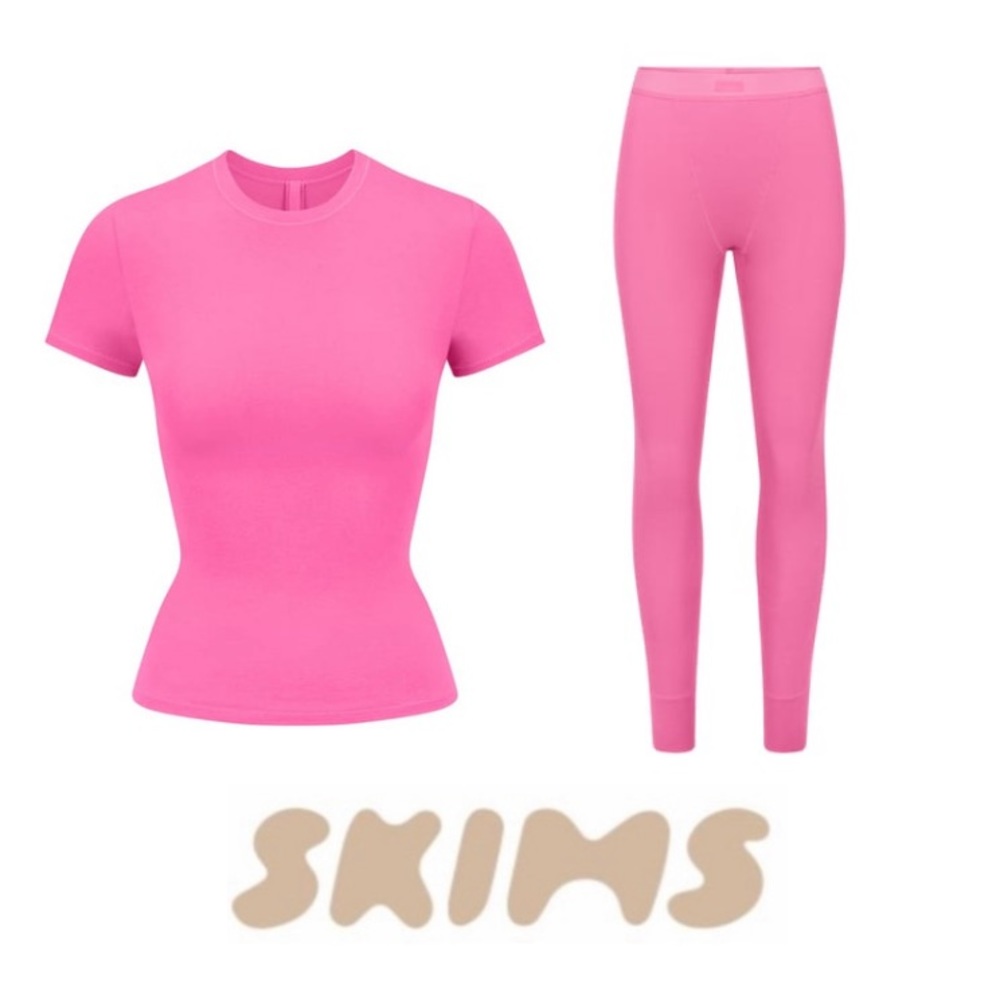 SKIMS cotton jersey t shirt & rib leggings SET